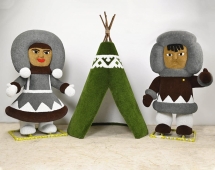 Топиари композиция Чум и Эвенки - газон Есо