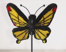 Топиари Бабочка на стойке - газон Eco Топиари Бабочка на стойке - газон Eco