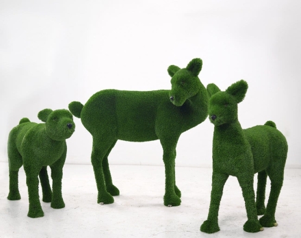 Топиари композиция Олени, мама с малышами - газон Deluxe Green, фото 1