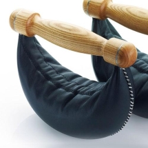 Набор гантелей с подставкой NOHrD Swing Turm, материал: дуб, общий вес: 26 кг Набор гантелей с подставкой NOHrD Swing Turm, материал: дуб, общий вес: 26 кг