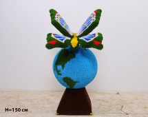 Топиари композиция бабочка Лайза на земном шаре, H=150 см - газон Eco Топиари композиция бабочка Лайза на земном шаре, H=150 см - газон Eco