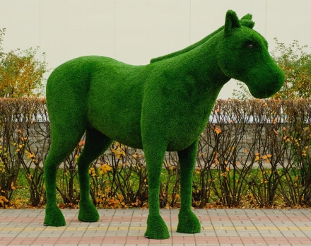 Топиари конь Лари - газон Eco, фото 1