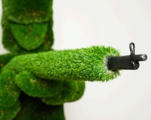 Топиари Гусар, Прицеливается - газон Deluxe