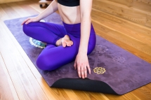 Коврик для йоги замшевый 183*68*03 см с мандалой Коврик для йоги замшевый 183*68*03 см с мандалой