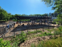 Навес с плоской кровлей из профлиста