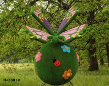 Топиари композиция бабочка на шаре поляна, H=330 см - газон Eco Топиари композиция бабочка на шаре поляна, H=330 см - газон Eco