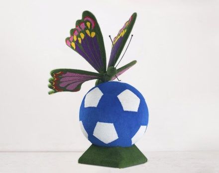 Топиари композиция Бабочка на футбольном мяче - газон Есо, фото 4