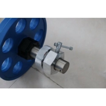 Замок со стопором PREMIUM ZSO, для грифа D-50 мм, 2,5 кг, (1шт) Замок со стопором PREMIUM ZSO, для грифа D-50 мм, 2,5 кг, (1шт)