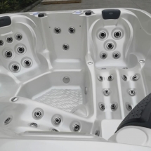 Бассейн СПА Bigeer ПЕНТА BG8895 230x230 см Бассейн СПА Bigeer ПЕНТА BG8895 230x230 см