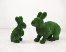 Топиари композиция заяц Бари и заяц Чики - газон Deluxe Green Топиари композиция заяц Бари и заяц Чики - газон Deluxe Green