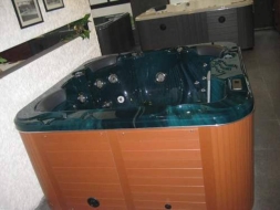 Мини спа-бассейн Sunrans SR830, фото 3 Мини спа-бассейн Sunrans SR830, фото 3