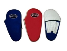 Лапы боксерские Ronin ис/кожа, прямые малые Лапы боксерские Ronin ис/кожа, прямые малые