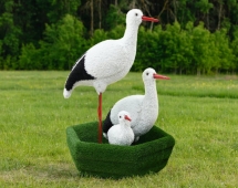 Топиари Три аиста в гнезде, семья - газон Eco Топиари Три аиста в гнезде, семья - газон Eco