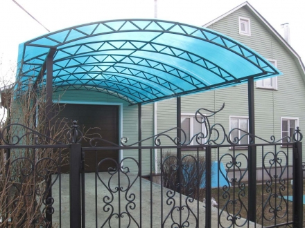 Арочный навес из поликарбоната для частного дома, фото 1