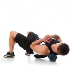 Массажный цилиндр (ролик) Grid Foam Roller, длина 61 см, диаметр 14 см, фото 2 Массажный цилиндр (ролик) Grid Foam Roller, длина 61 см, диаметр 14 см, фото 2