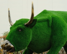 Топиари бык Майкл Брон - газон Eco Топиари бык Майкл Брон - газон Eco