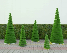 Топиари композиция Елки спиральки - газон Deluxe Simple Топиари композиция Елки спиральки - газон Deluxe Simple
