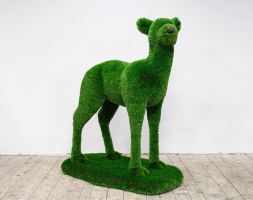 Топиари олень, самочка Марго - газон Deluxe, фото 1