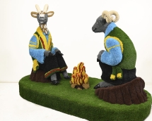 Топиари композиция козел и баран у костра - газон Eco