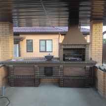 Печь Аристократ 716 S Радиальный кирпич красный с коричневым Печь Аристократ 716 S Радиальный кирпич красный с коричневым