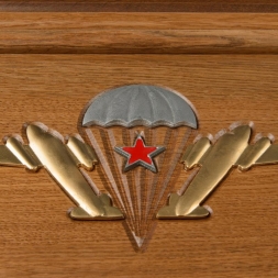 Нарды + Шашки из дуба "ВДВ" 46х36 см, фото 2 Нарды + Шашки из дуба "ВДВ" 46х36 см, фото 2