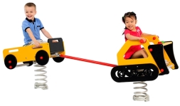 Качалка на пружине Construction machines Бульдозер с прицепом для детской площадки - Крепление для бетонирования, фото 1 Качалка на пружине Construction machines Бульдозер с прицепом для детской площадки - Крепление для бетонирования, фото 1